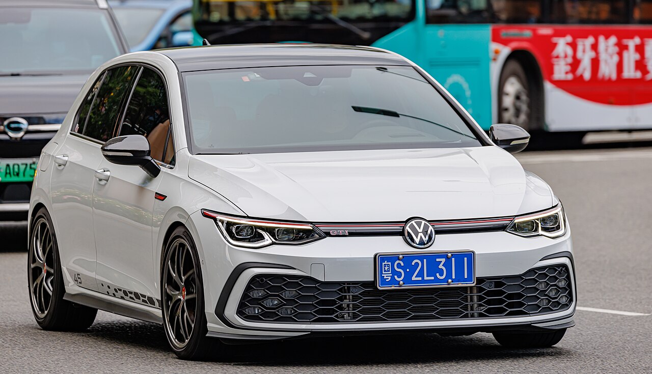 Volkswagen Golf GTI, model year 2023